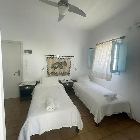 Yannis Maria Rooms *