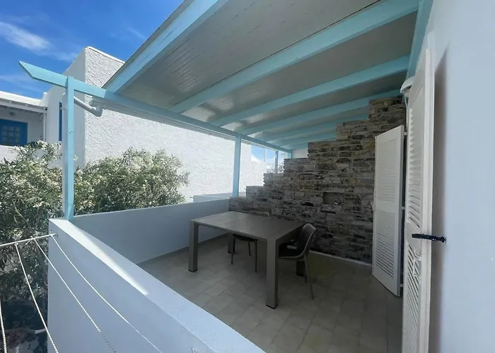 Yannis Maria Rooms * Antiparos Town